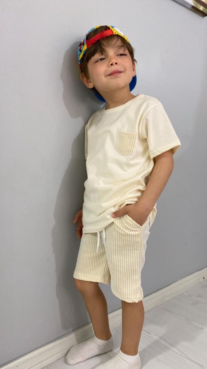 Premium Su Yolu Burgu Kumaş Şortlu Erkek Çocuk Takımı Ekru